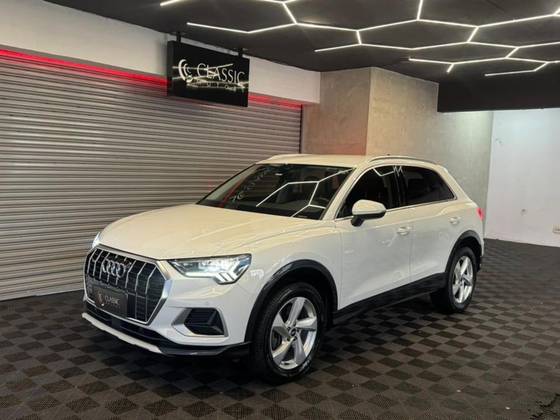 AUDI Q3 2.0 40 TFSI GASOLINA PERFORMANCE QUATTRO TIPTRONIC AUDI Q3 2.0 40 TFSI GASOLINA PERFORMANCE QUATTRO TIPTRONIC